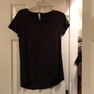 Black XS lularoe classic t